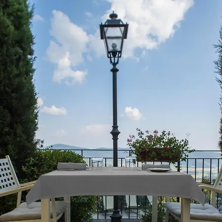 Hotel Agli Amici Cortone